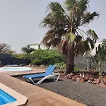 Marina Deluxe & Pool
