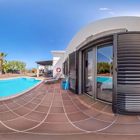 Вилла Marina Deluxe & Pool