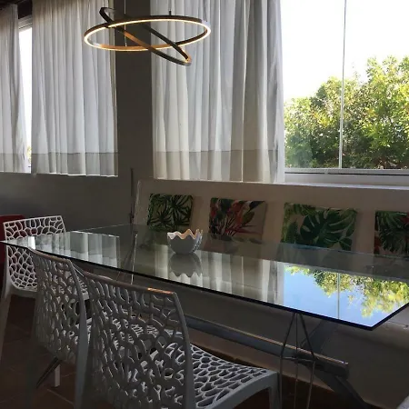 Marina Deluxe & Pool Вилла *