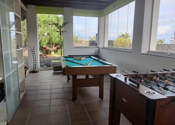 Vila Marina Deluxe & Pool *