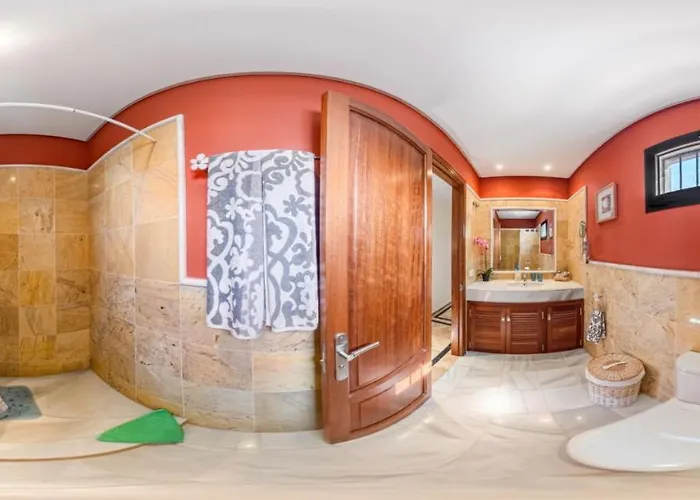 Marina Deluxe & Pool Vila