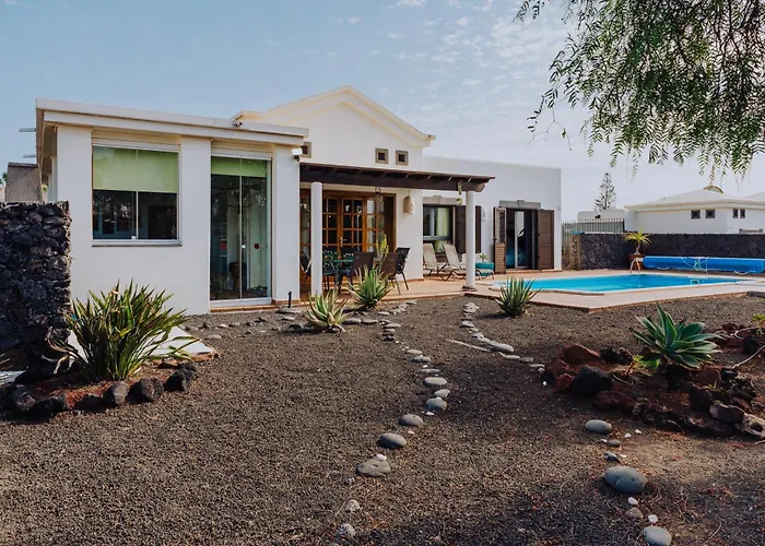 Marina Deluxe & Pool * 플라야블랑카