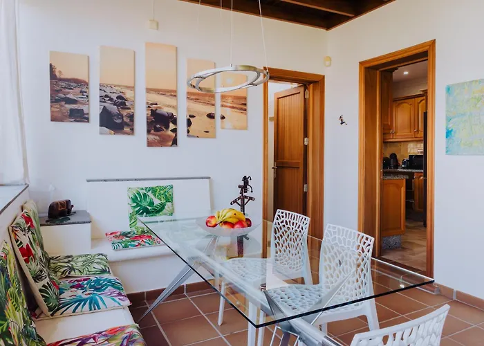 Marina Deluxe & Pool Playa Blanca (Lanzarote)