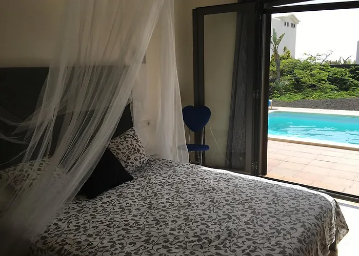 Marina Deluxe & Pool 普拉亚布兰卡